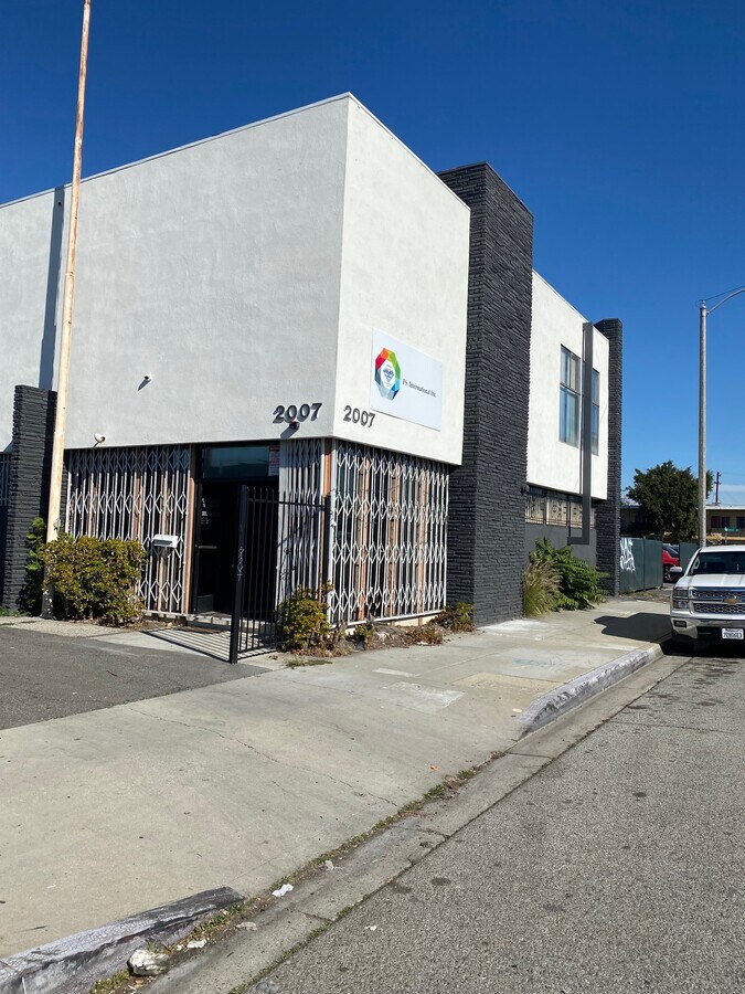 2007 E Compton Blvd, Compton, CA 90221 Flex for Lease