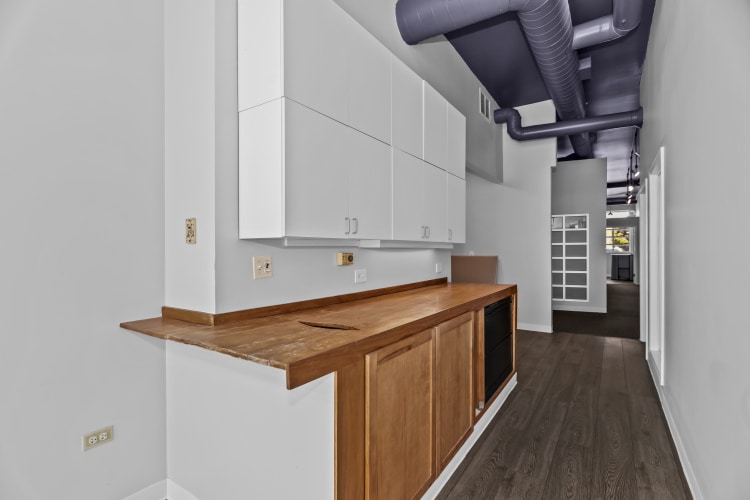 4811 Main St, Skokie, IL for sale - Building Photo - Image 3 of 10