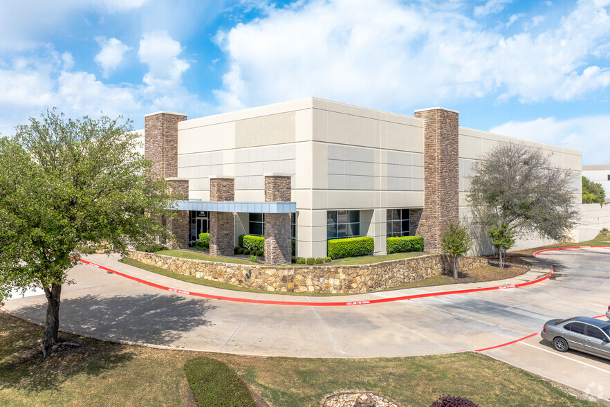 1600 Lakeside Pky, Flower Mound, TX for lease - Primary Photo - Image 1 of 6