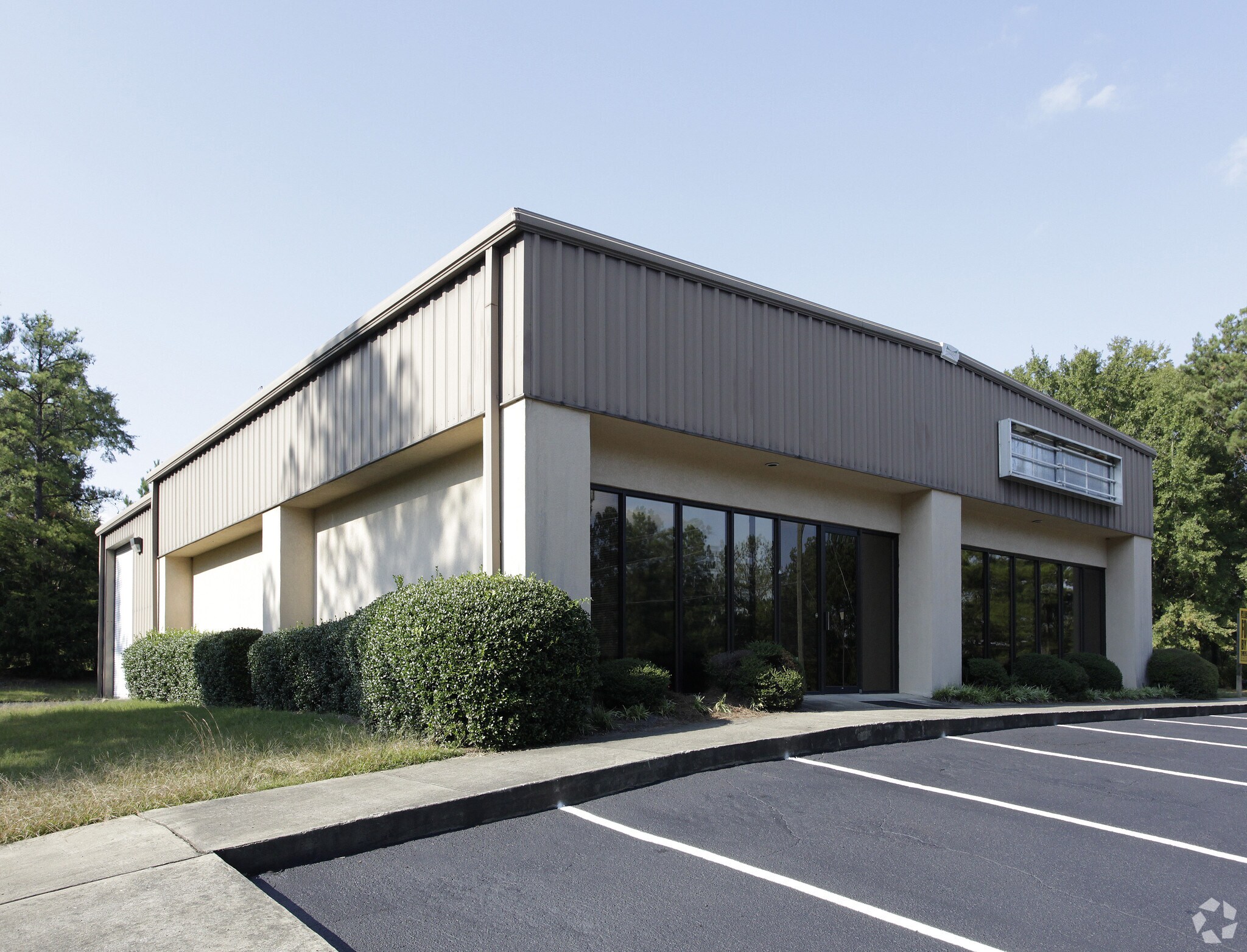 6171 Gateway Rd, Columbus, GA for sale Primary Photo- Image 1 of 1