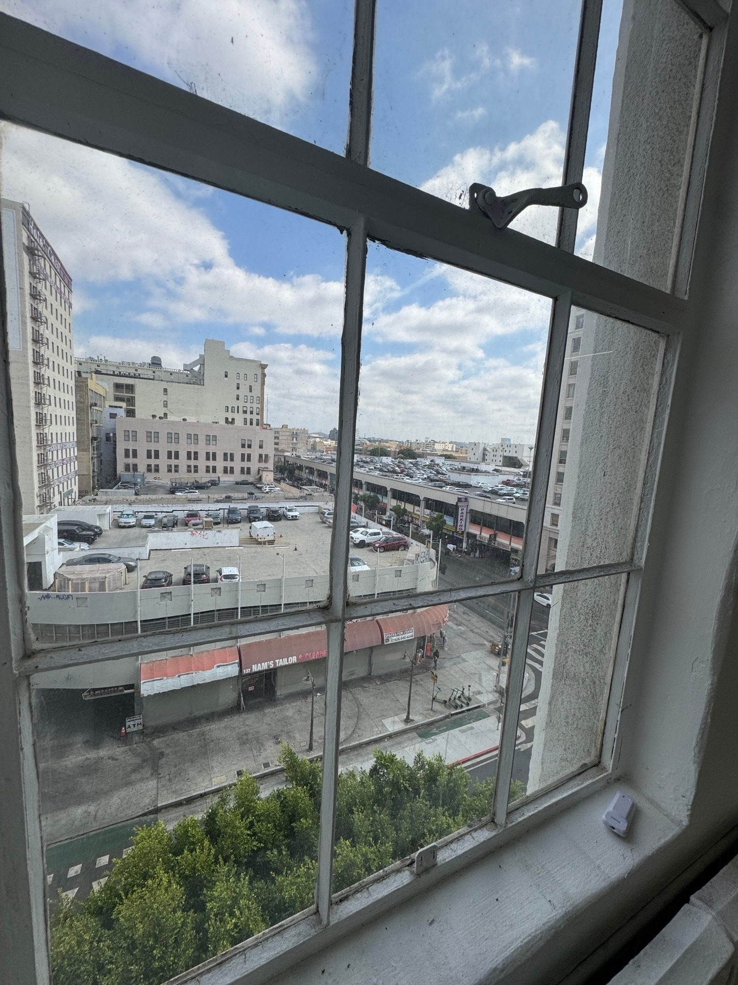 122 E 7th St, Los Angeles, CA for lease Interior Photo- Image 1 of 3