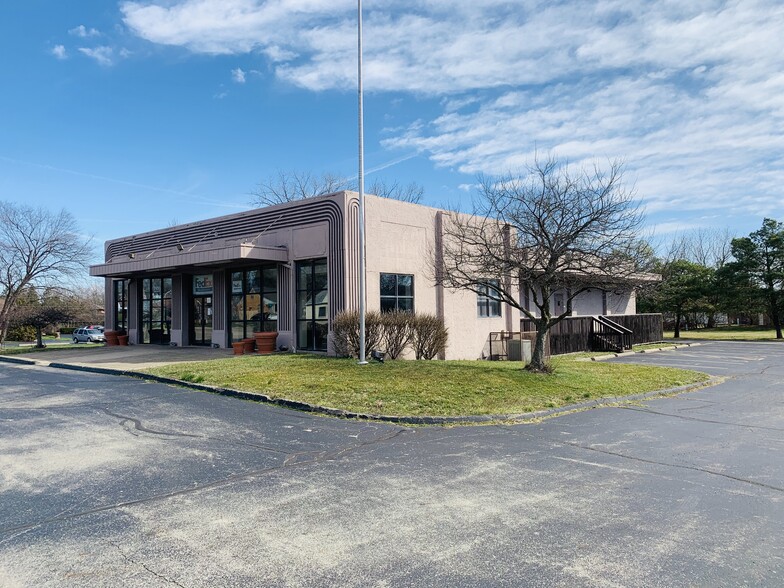 1922 S Smithville Rd, Dayton, OH for sale - Building Photo - Image 1 of 1