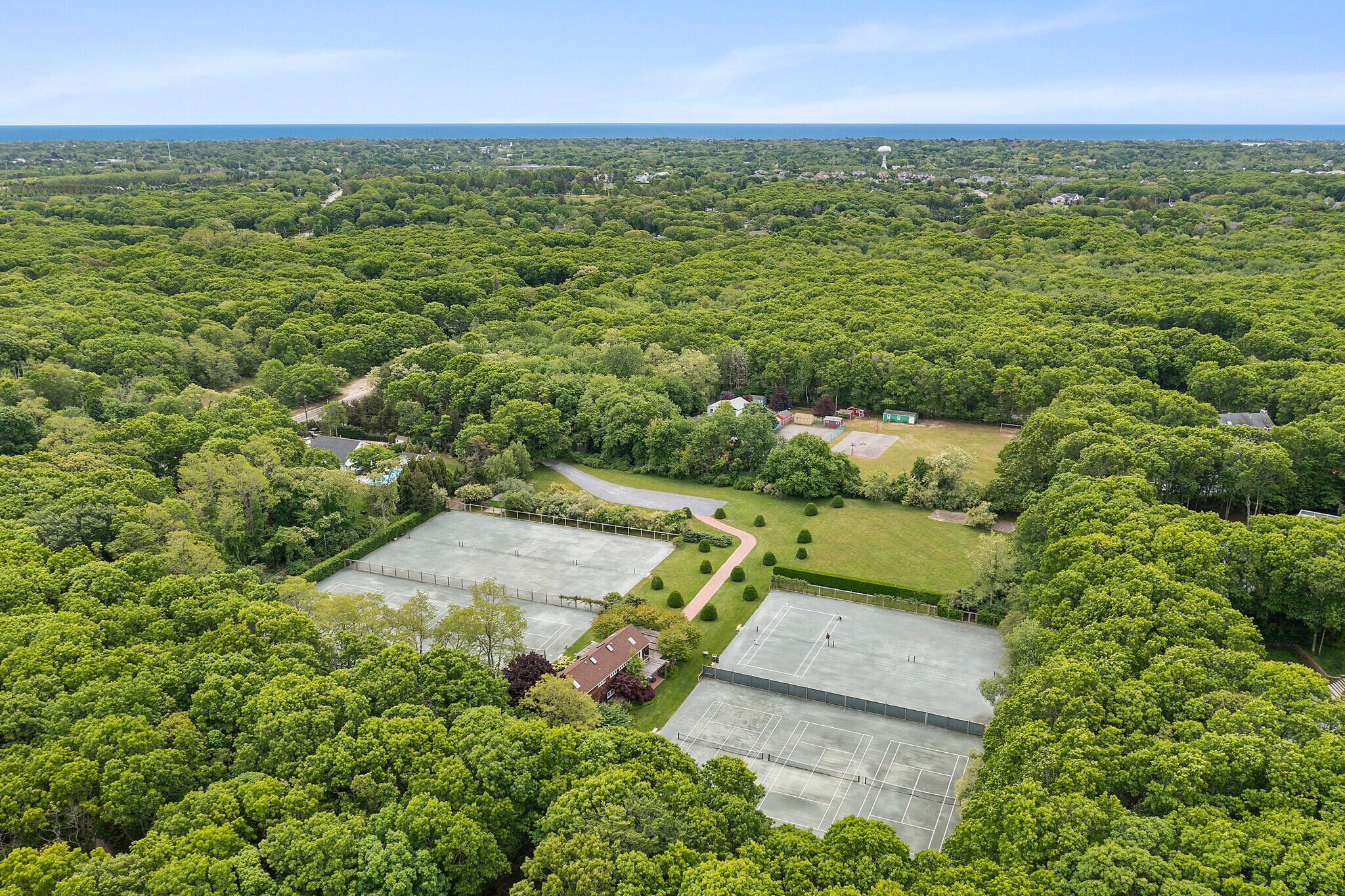 125 Sandy Hollow Rd, Southampton, NY for sale Building Photo- Image 1 of 1