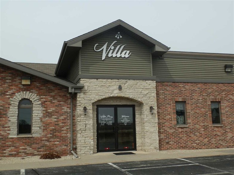 214 Viking Dr, Orfordville, WI 53576