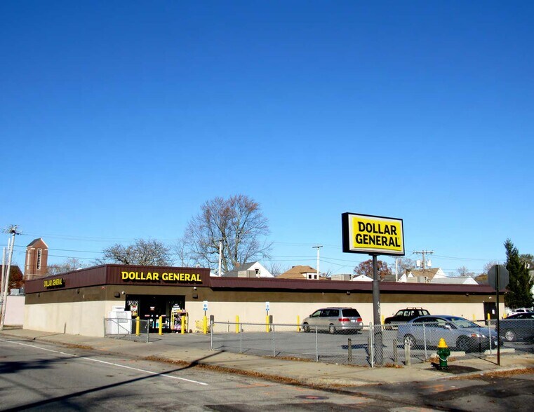 1548 Broad St, Cranston, RI for sale - Building Photo - Image 1 of 1
