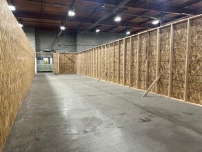 6700-6800 NE 59th Pl, Portland, OR for lease Interior Photo- Image 2 of 11