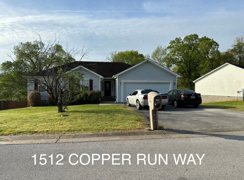 1512 Copper Run Way, Bowling Green, KY 42101