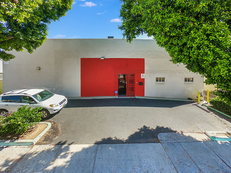 1701 1st St, San Fernando, CA for lease - Building Photo - Image 1 of 30