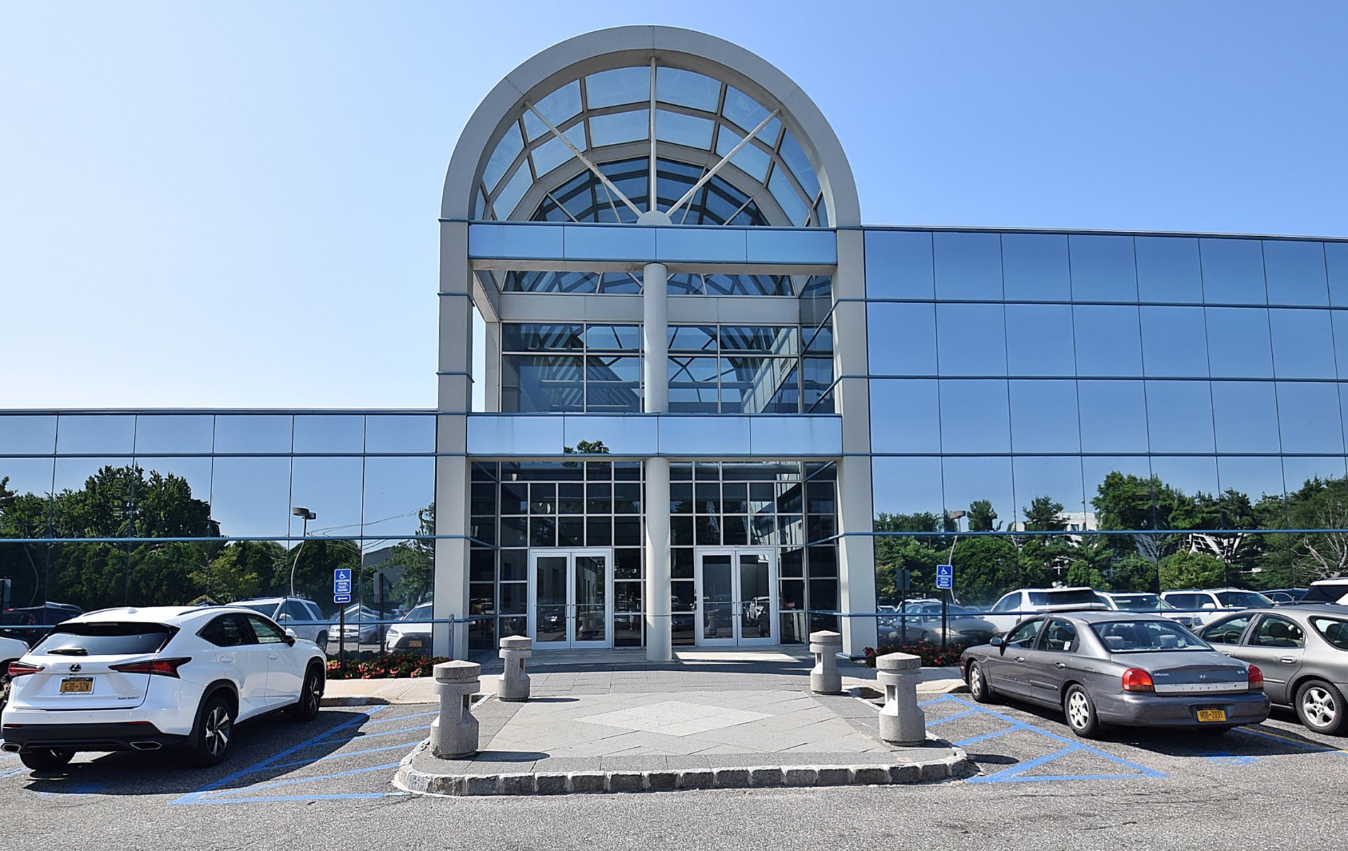 25 Melville Park Rd, Melville, NY 11747 Melville Corporate Plaza