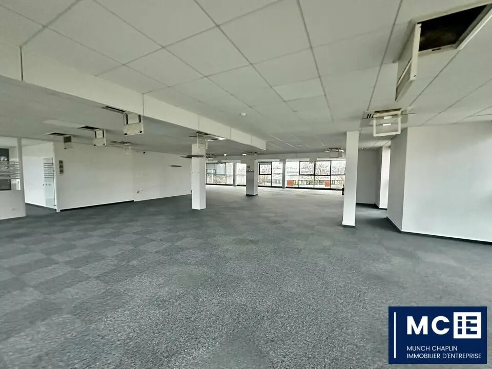 Office in Schiltigheim for lease Interior Photo- Image 1 of 6