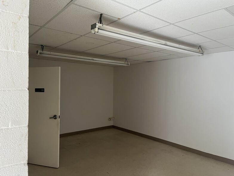 1101 Highway 280 Byp, Phenix City, AL for lease - Interior Photo - Image 3 of 6