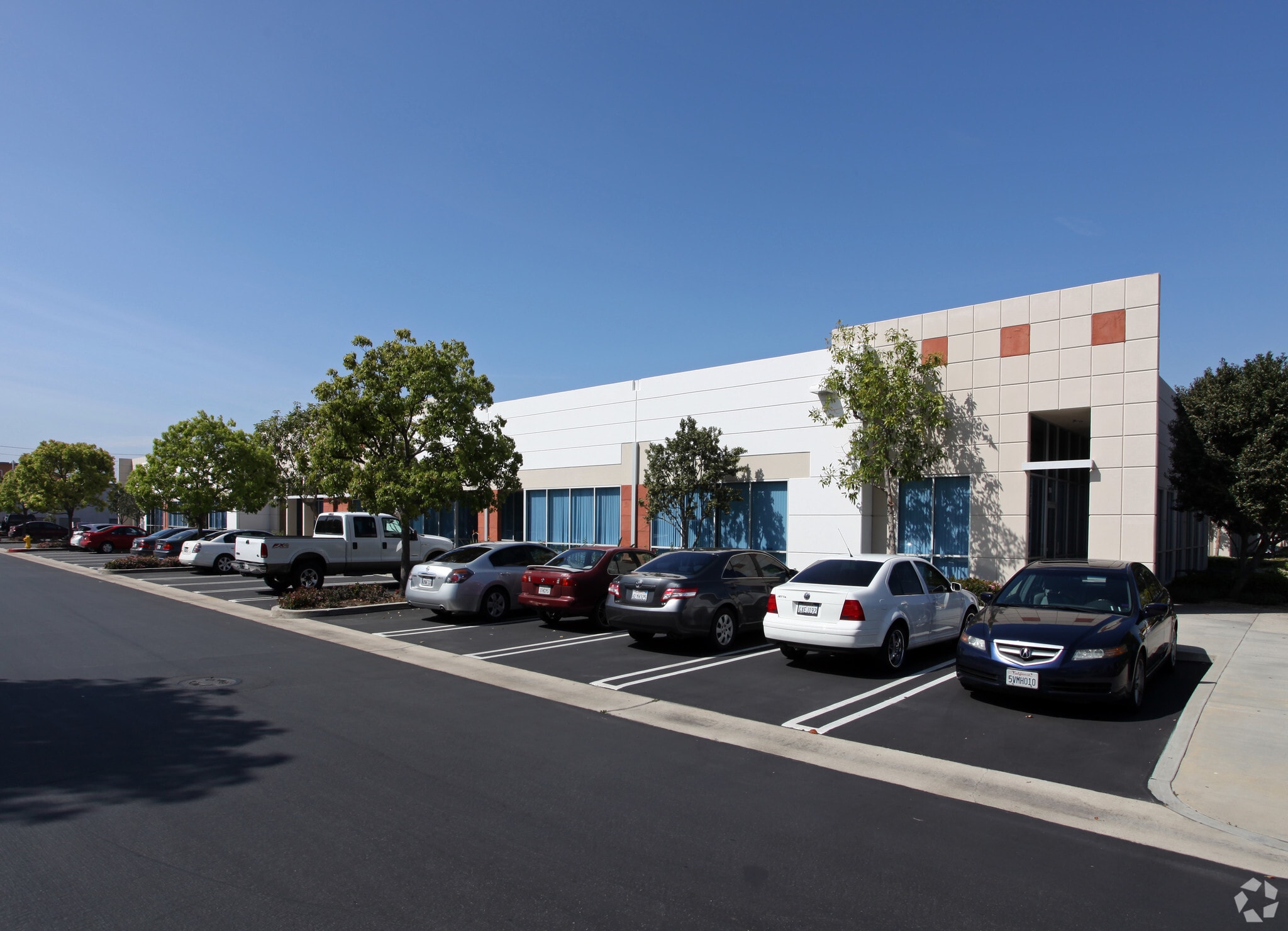 21092 Bake Pky, Lake Forest, CA for lease Primary Photo- Image 1 of 11