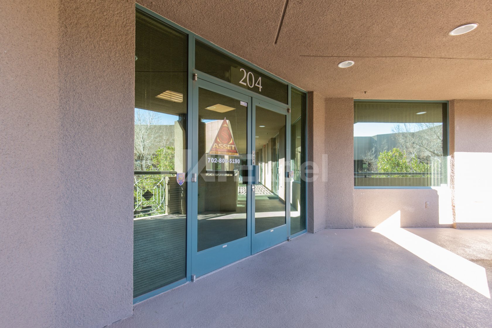 3320 N Buffalo Dr, Las Vegas, NV for lease Building Photo- Image 1 of 6