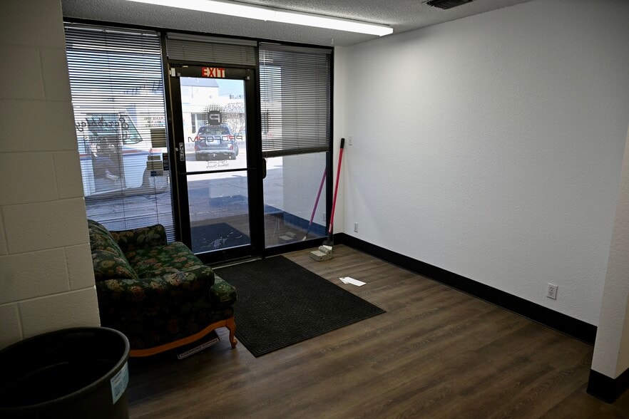 155 W 2950 S, Salt Lake City, UT for lease - Building Photo - Image 3 of 14