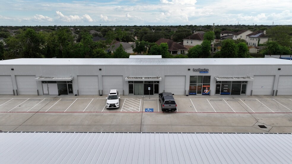18021 Longenbaugh Rd, Cypress, TX for lease - Building Photo - Image 2 of 10