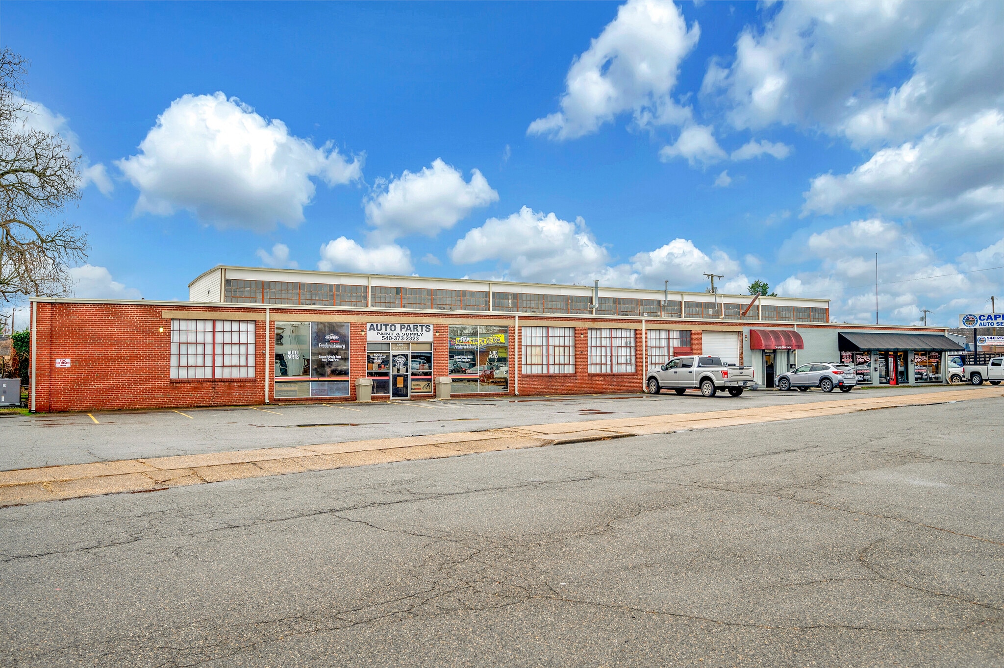 400-410 Amaret St, Fredericksburg, VA for lease Building Photo- Image 1 of 12