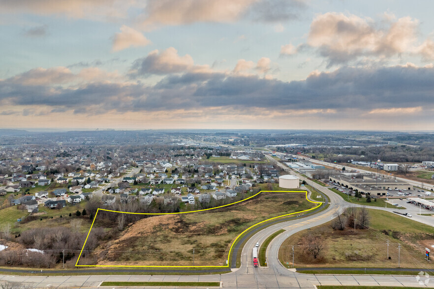 SE Corner of 65th St, Rochester, MN for sale - Aerial - Image 3 of 8