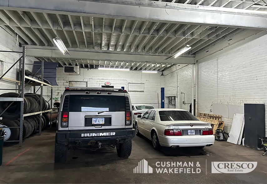 2516 W 3rd St, Cleveland, OH for sale - Interior Photo - Image 3 of 6