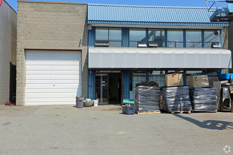 1520-1522 Richmond St, North Vancouver District, BC for sale - Building Photo - Image 3 of 4