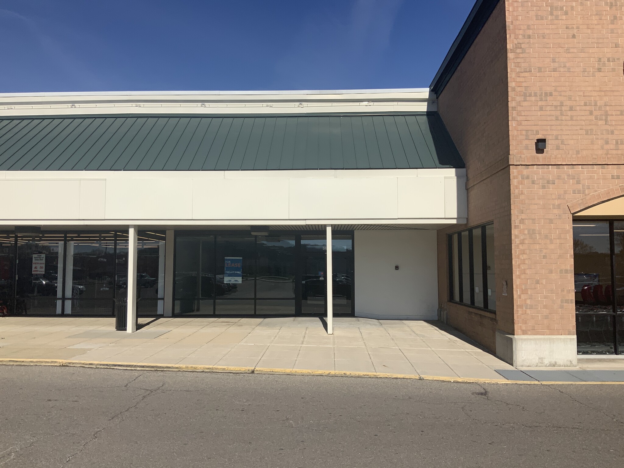 607 Hebron Rd, Heath, OH for lease Building Photo- Image 1 of 1