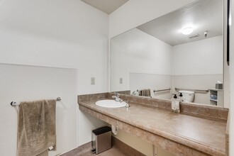 1305-1331 Rollins Rd, Burlingame, CA for lease Interior Photo- Image 2 of 4