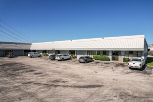 Recoleta Service Center - Warehouse