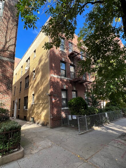 4318 41st St, Sunnyside, NY for sale - Building Photo - Image 1 of 1