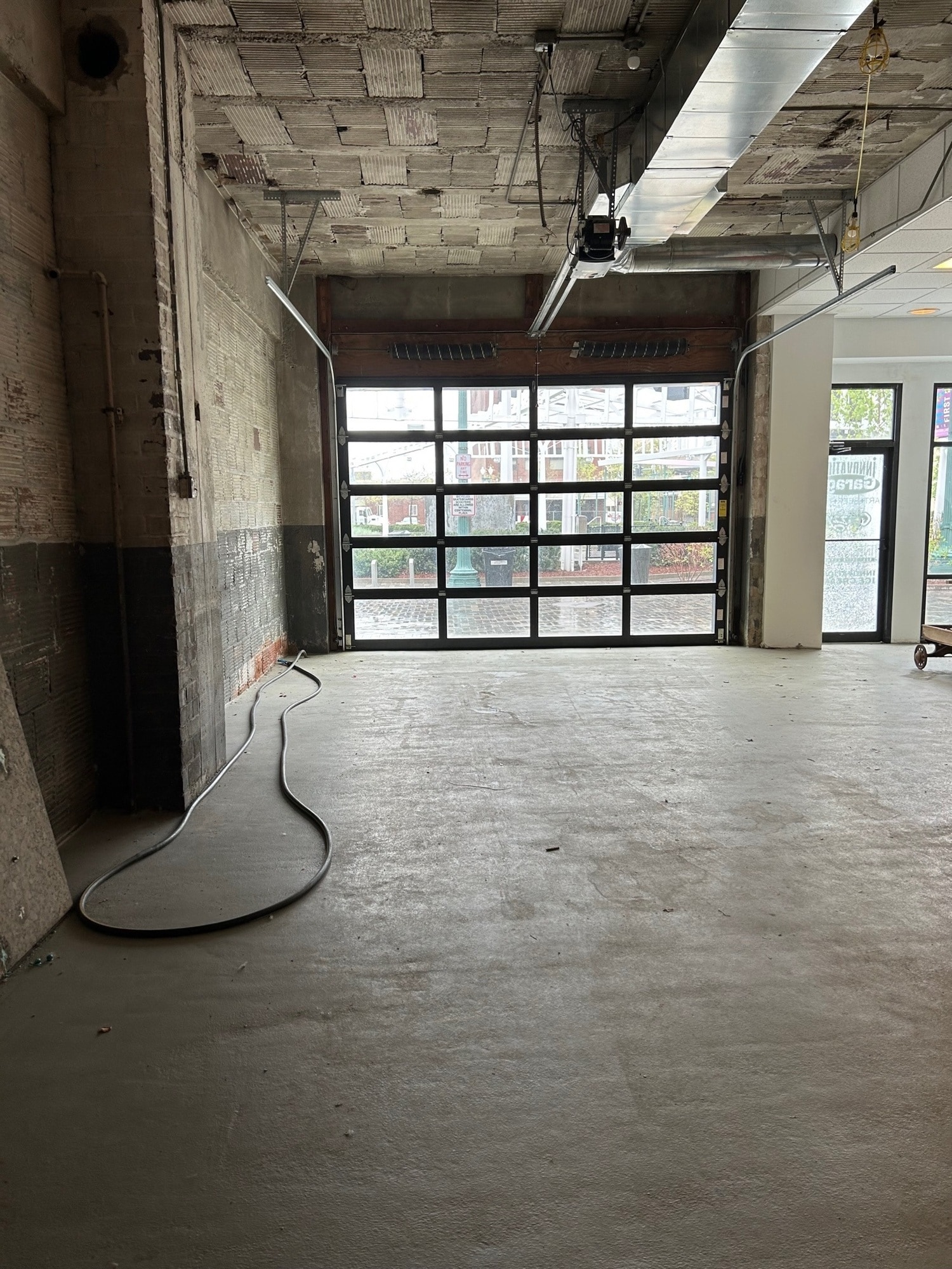 309 Court Ave NW, Canton, OH for lease Interior Photo- Image 1 of 2