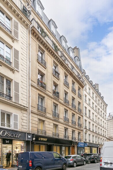 11 Rue Notre-Dame De Nazareth, Paris for lease - Building Photo - Image 2 of 4