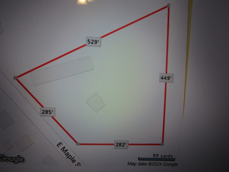 2222 E Maple St, Kankakee, IL for lease - Interior Photo - Image 2 of 28