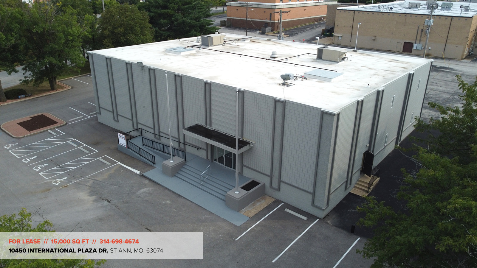 10450 International Plaza Dr, Saint Ann, MO for lease Building Photo- Image 1 of 26