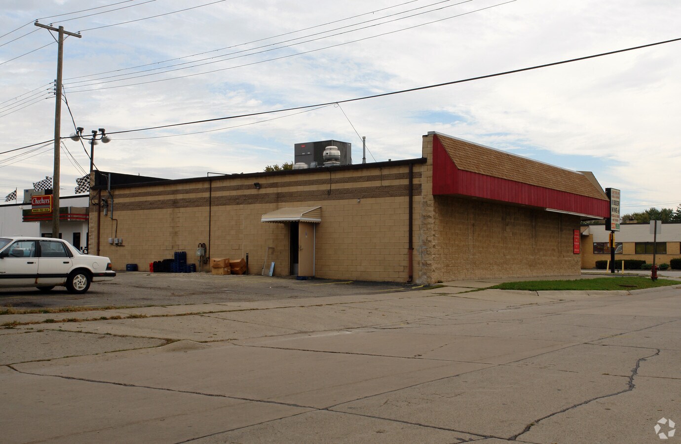 23795 Van Dyke Ave, Center Line, MI 48015