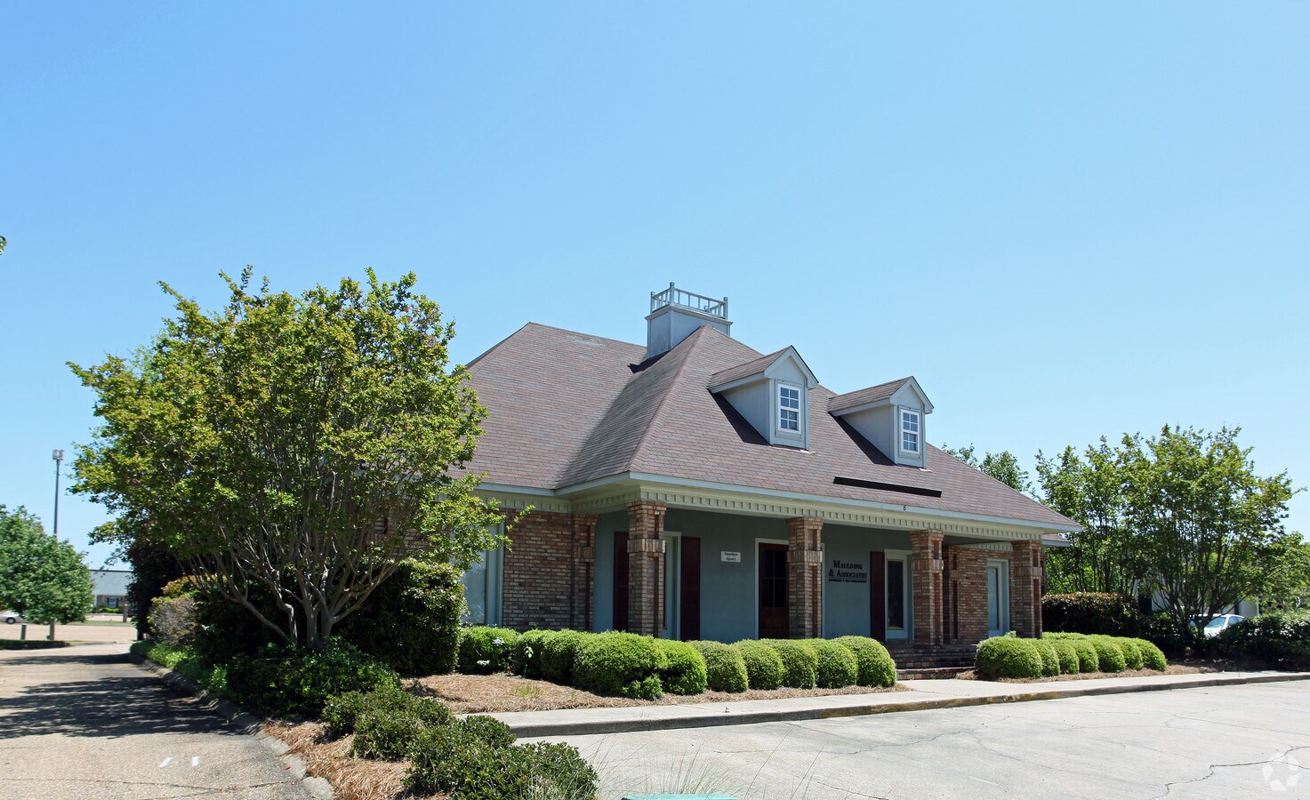 6 River Bend Pl, Flowood, MS 39232