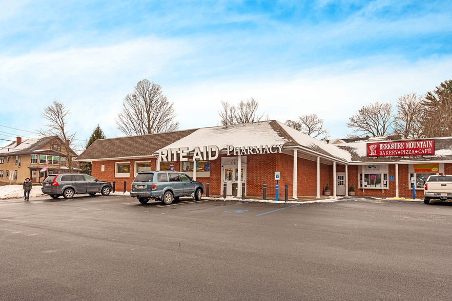 180 Elm St, Pittsfield, MA for sale - Building Photo - Image 1 of 1