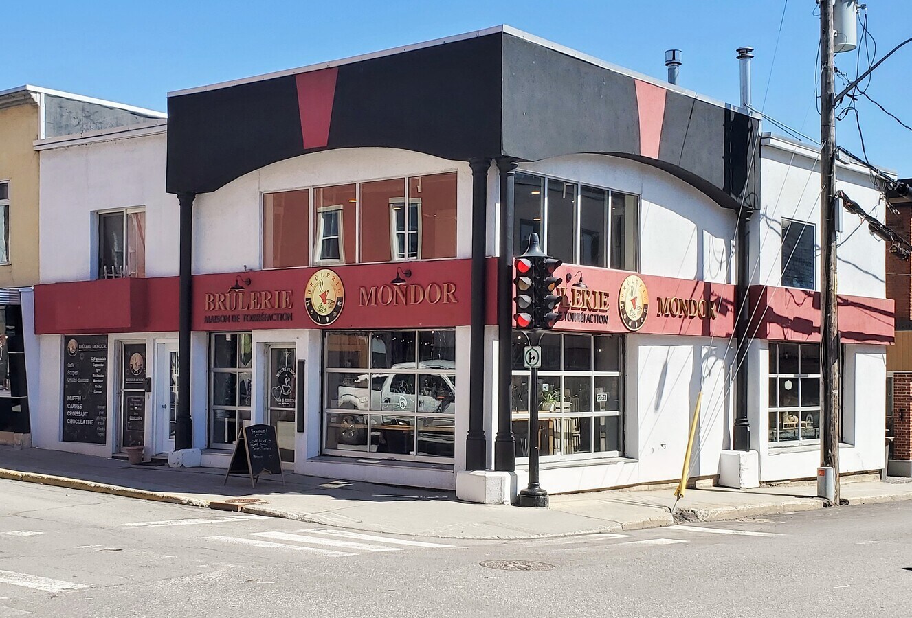 1395 Rue Des Cascades, Sainthyacinthe, QC J2S 3H3