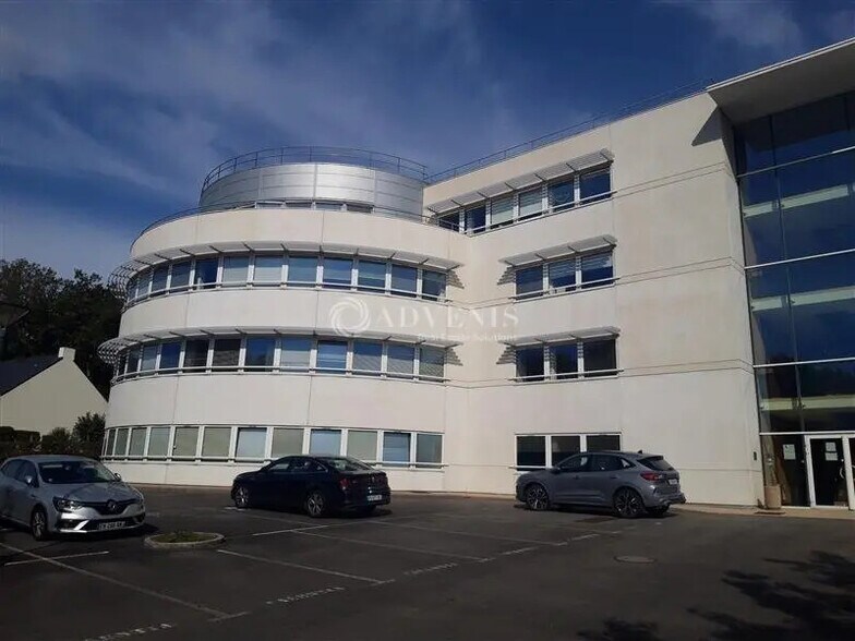 Office in Carquefou for sale - Building Photo - Image 1 of 5