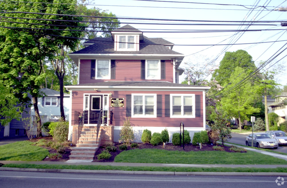 221 Main St, Madison, NJ for lease Primary Photo- Image 1 of 4