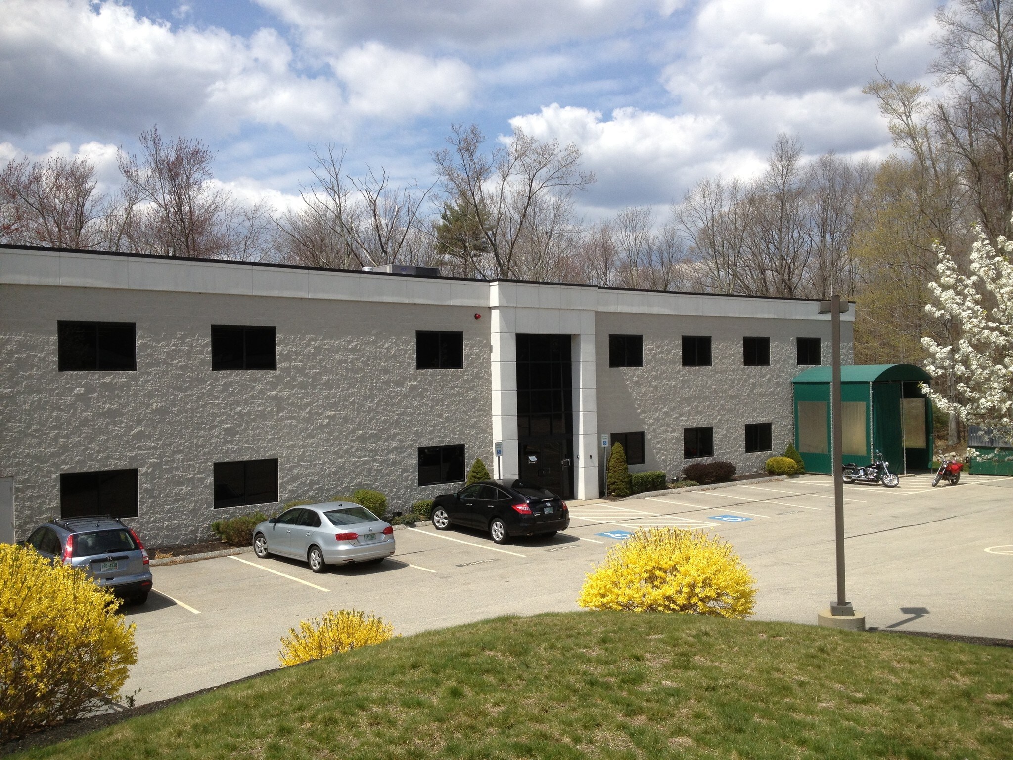 42 Route 111, Derry, NH 03038