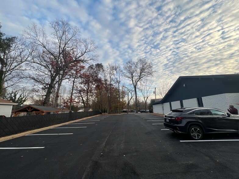 5901 Lakeside Ave, Richmond, VA for lease - Building Photo - Image 2 of 3