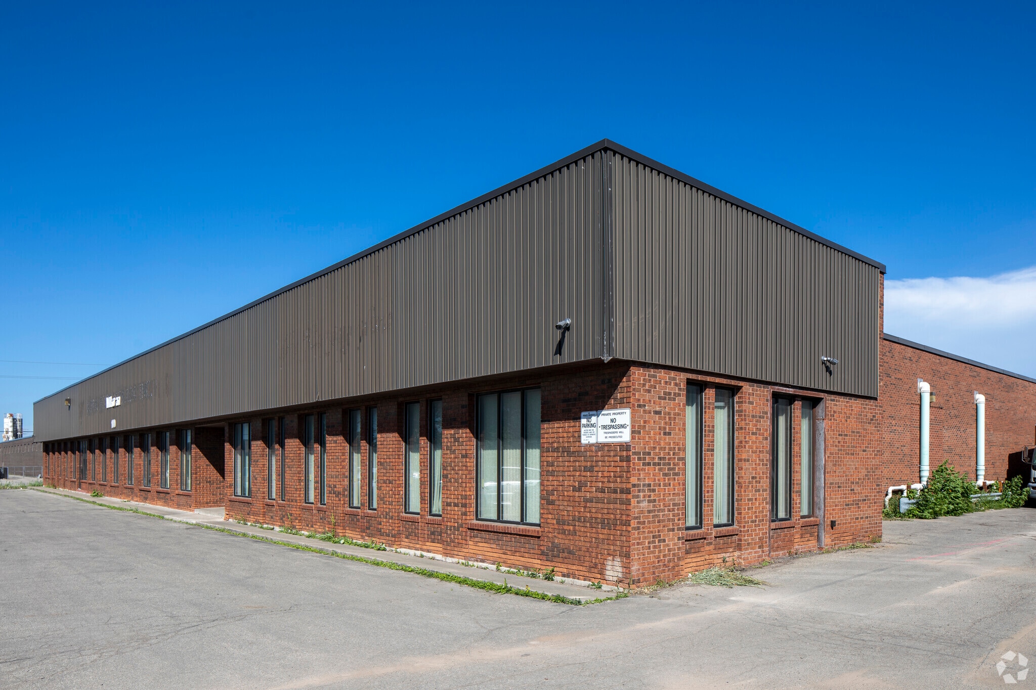 1880 Bonhill Rd, Mississauga, ON for sale Primary Photo- Image 1 of 1