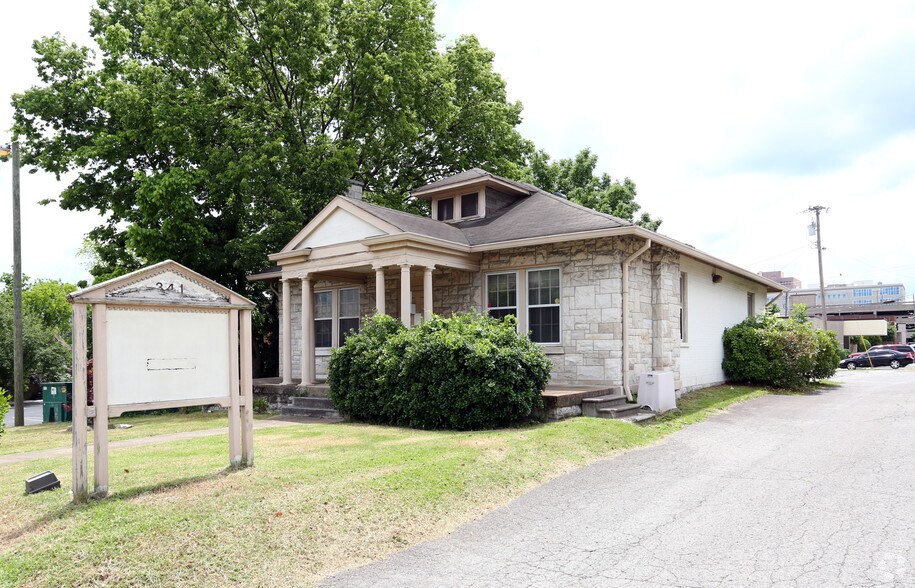 341 21st Ave N, Nashville, TN for sale - Primary Photo - Image 2 of 12