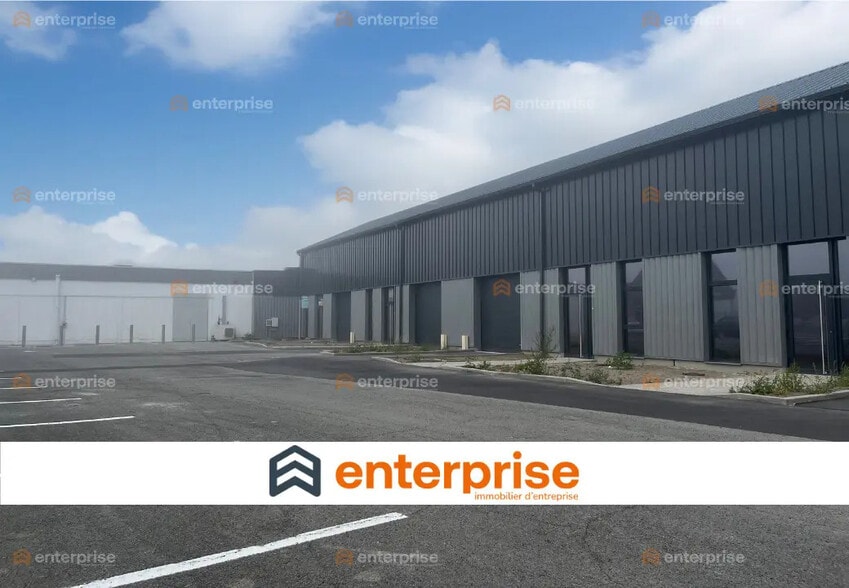 Retail in VILLENEUVE-D'ASCQ for sale - Building Photo - Image 1 of 5