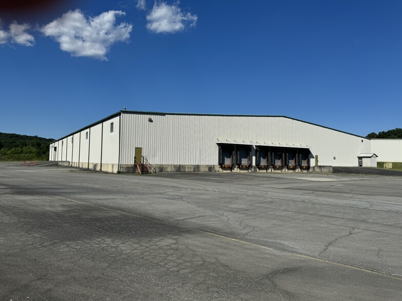 1033 Union Grove Rd SE, Adairsville, GA for lease - Building Photo - Image 2 of 8