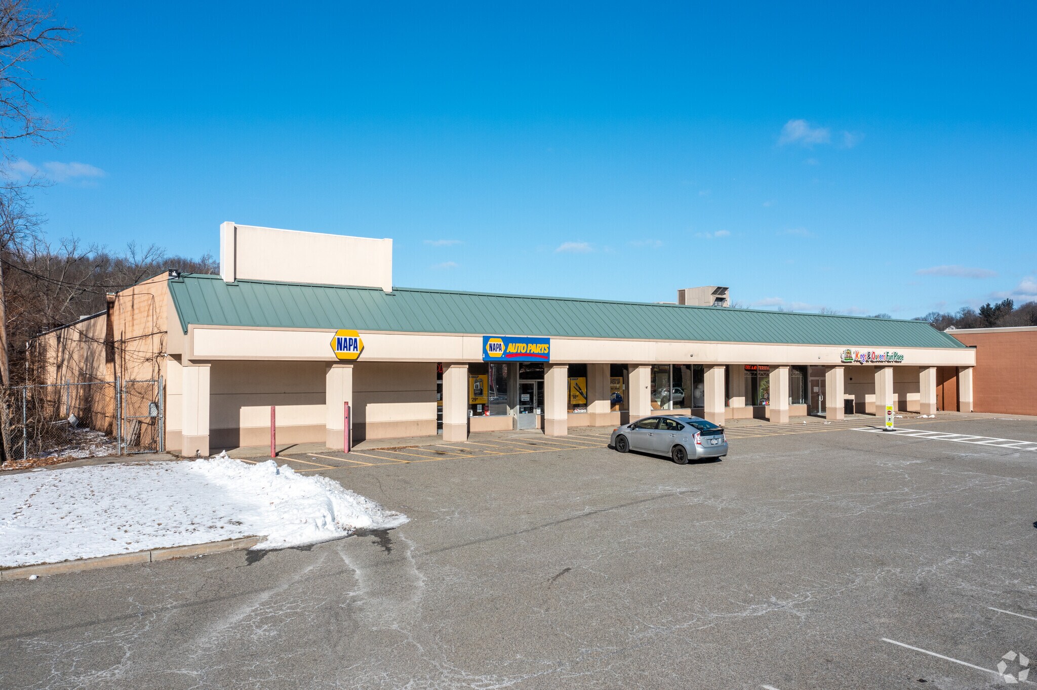 2990-3008 E Main St, Cortlandt Manor, NY for sale Primary Photo- Image 1 of 1