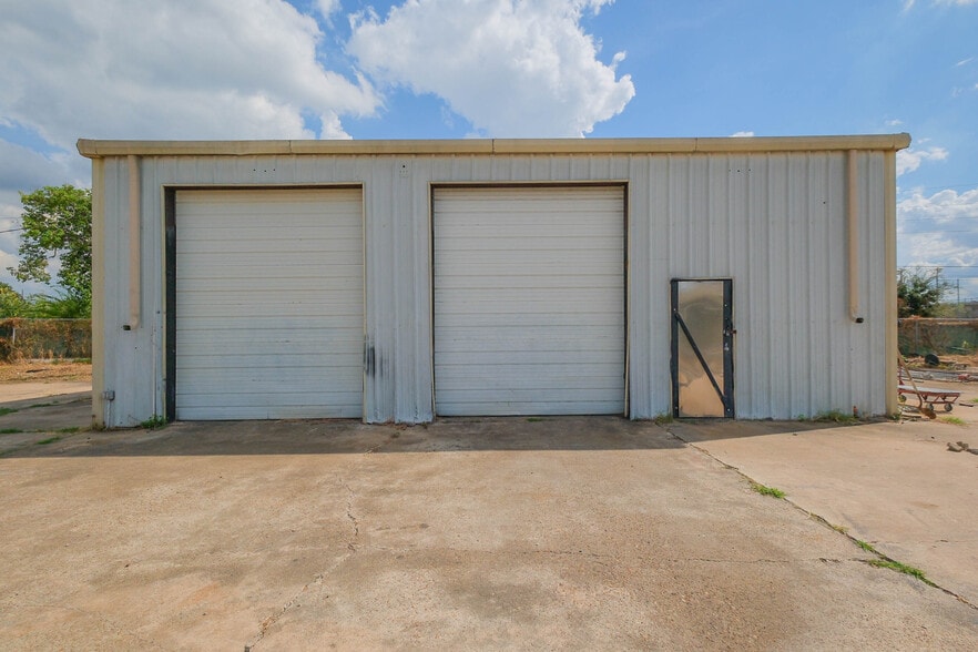 7830 Highway 90A, Sugar Land, TX for lease - Building Photo - Image 2 of 30