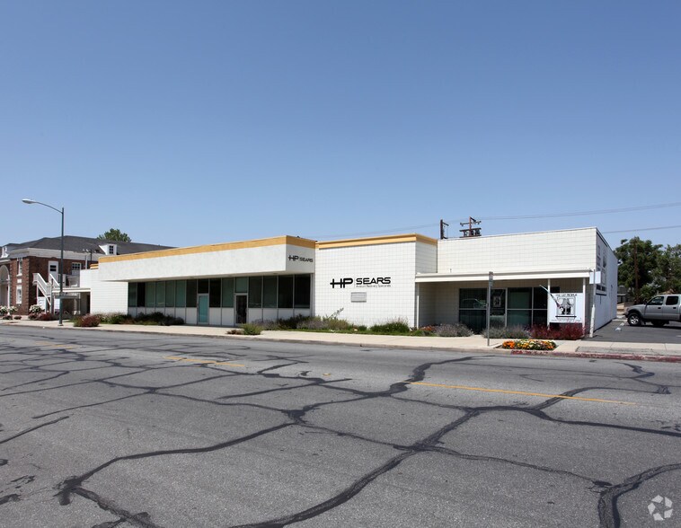 2000 18th St, Bakersfield, CA for sale - Building Photo - Image 1 of 1