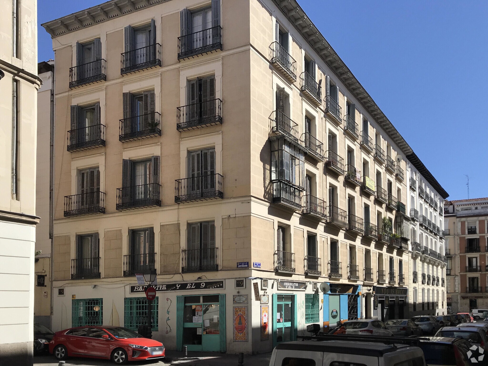 Calle de Santa Teresa, 9, Madrid, Madrid for sale Primary Photo- Image 1 of 1