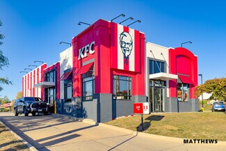 More details for 6104 University Ave, Cedar Falls, IA - Retail for Sale