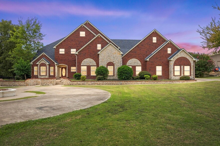 12900 FM 121, Van Alstyne, TX for sale - Building Photo - Image 1 of 31