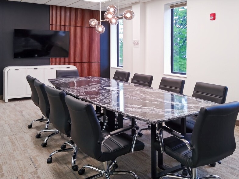 1719 State Route 10, Parsippany, NJ for lease - Building Photo - Image 1 of 1